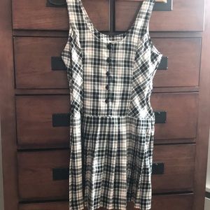 Vintage California Girl Black, Red, White Pleated Plaid Romper Size 13/14 (MED)?